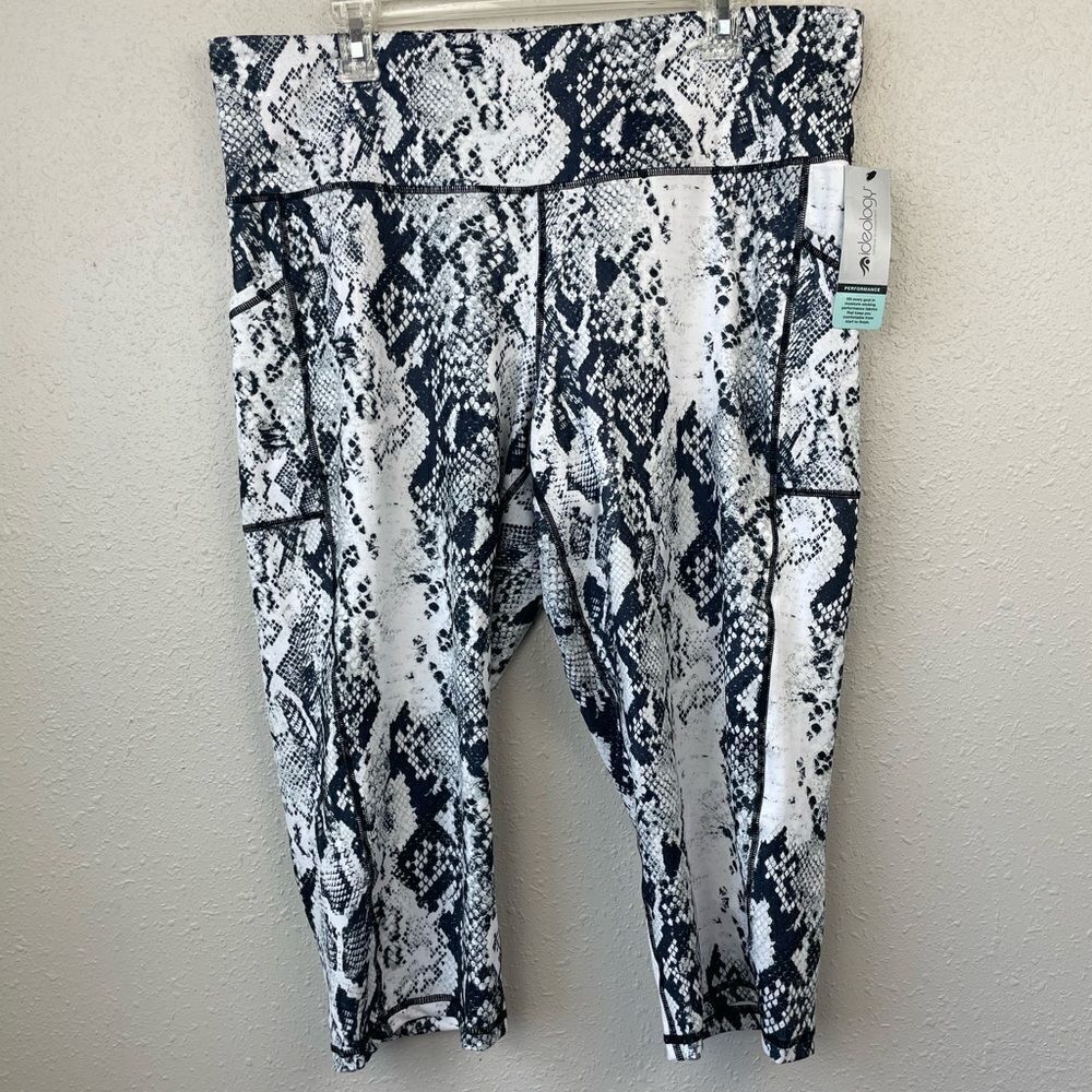 NWT Ideology Snake Print Cropped Athletic Leggings Size XXL